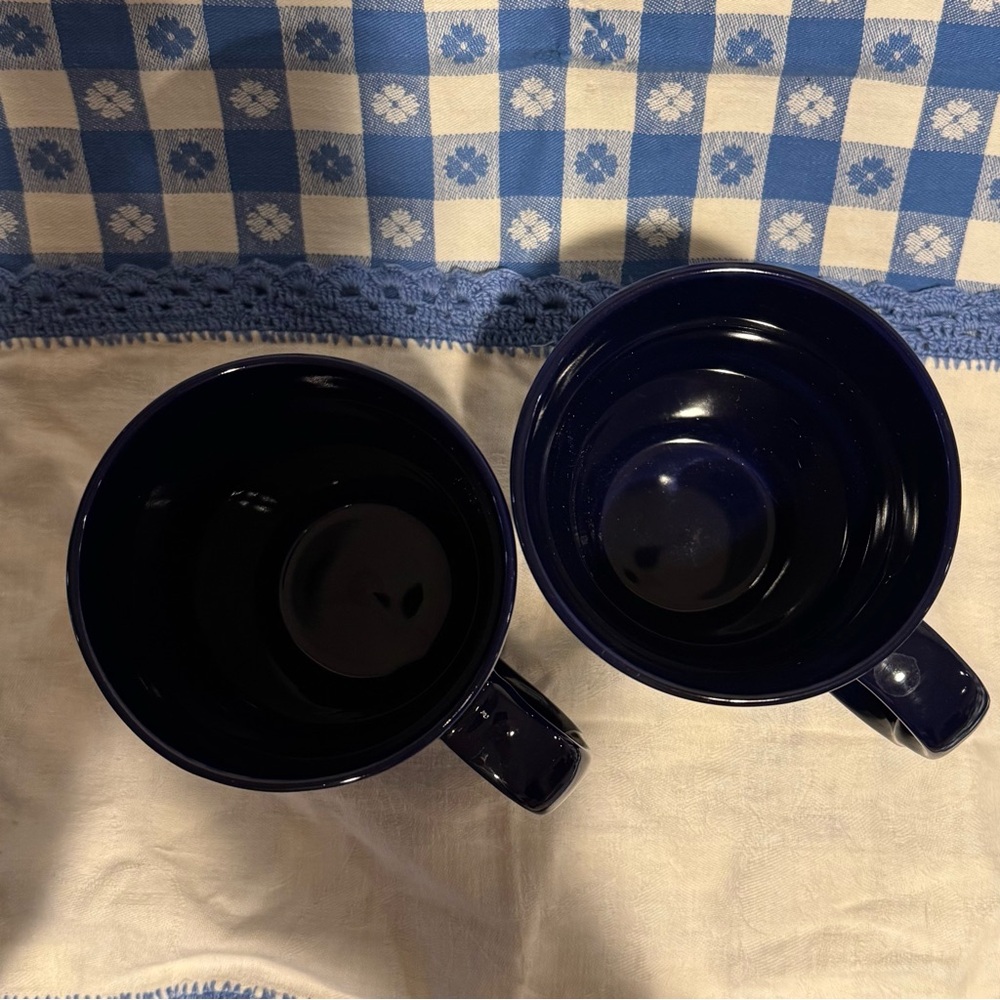 Heavy Duty Mugs in a Beautiful Dark Blue - Picture 3 of 11